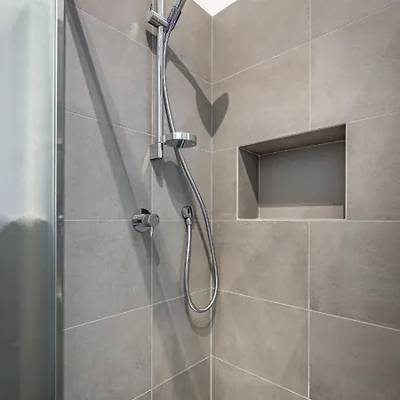 Apartman Yid Comfortable With Lift Firenze