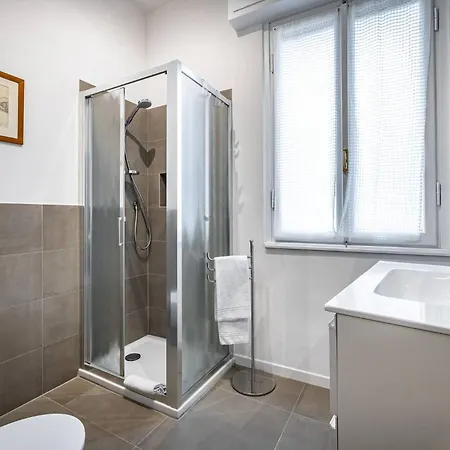 Yid Comfortable With Lift Apartman *