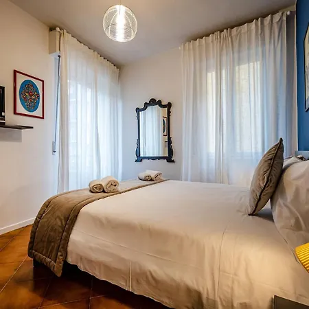 Yid Comfortable With Lift Apartman Firenze