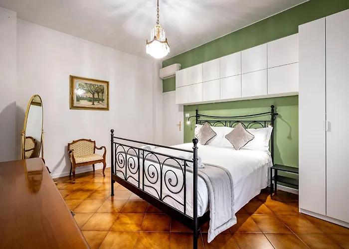 Yid Comfortable With Lift Φλωρεντία