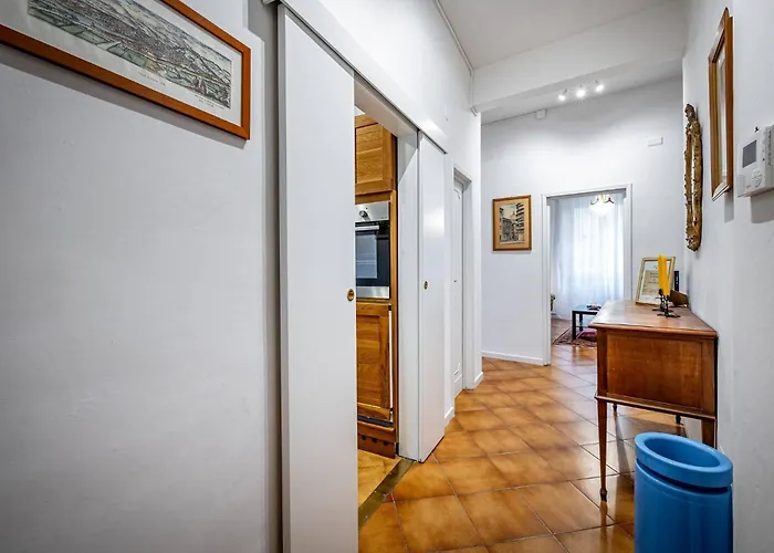 Yid Comfortable With Lift * Florença