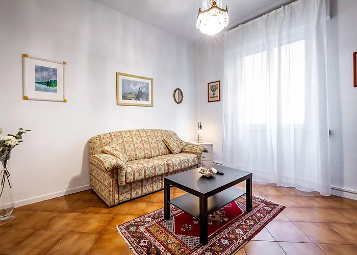 Yid Comfortable With Lift Apartamento